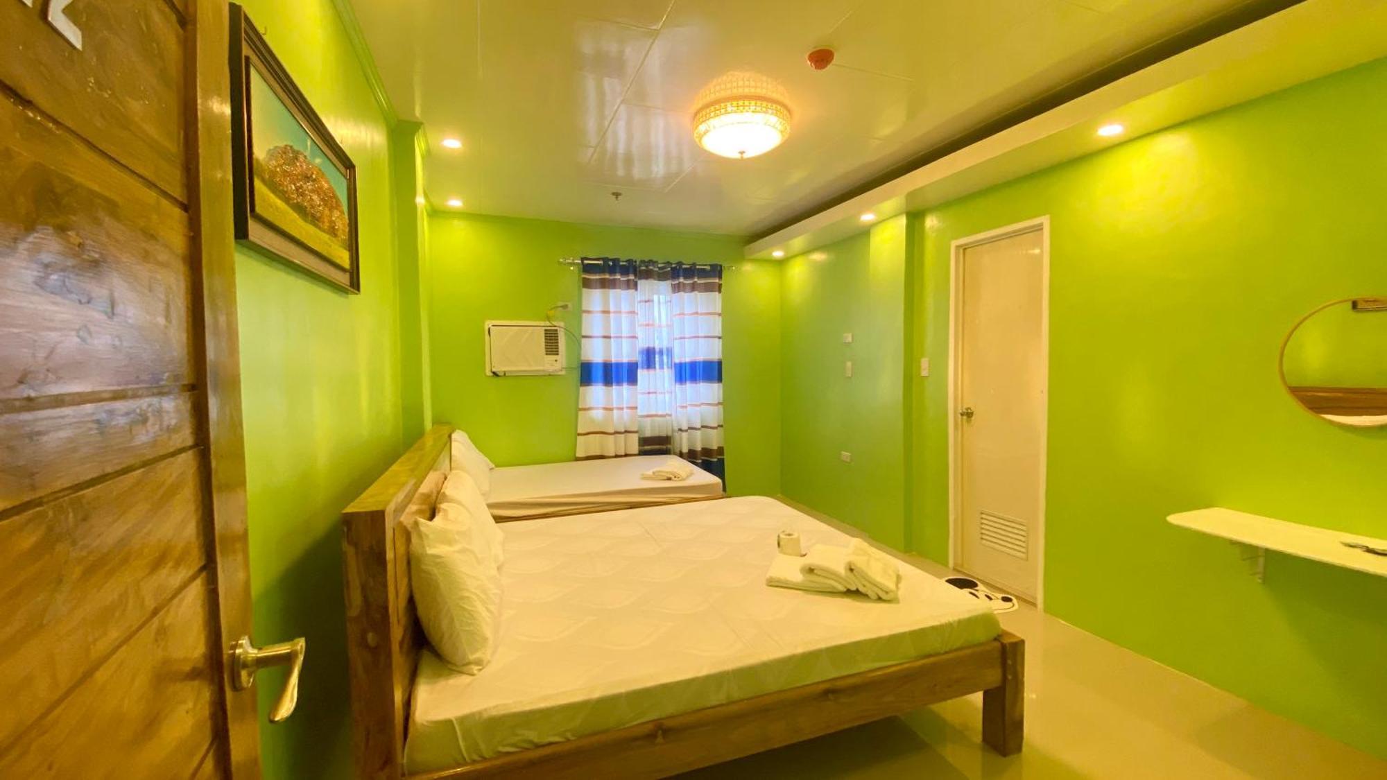 Drossgold Pension House Tubigon Room photo